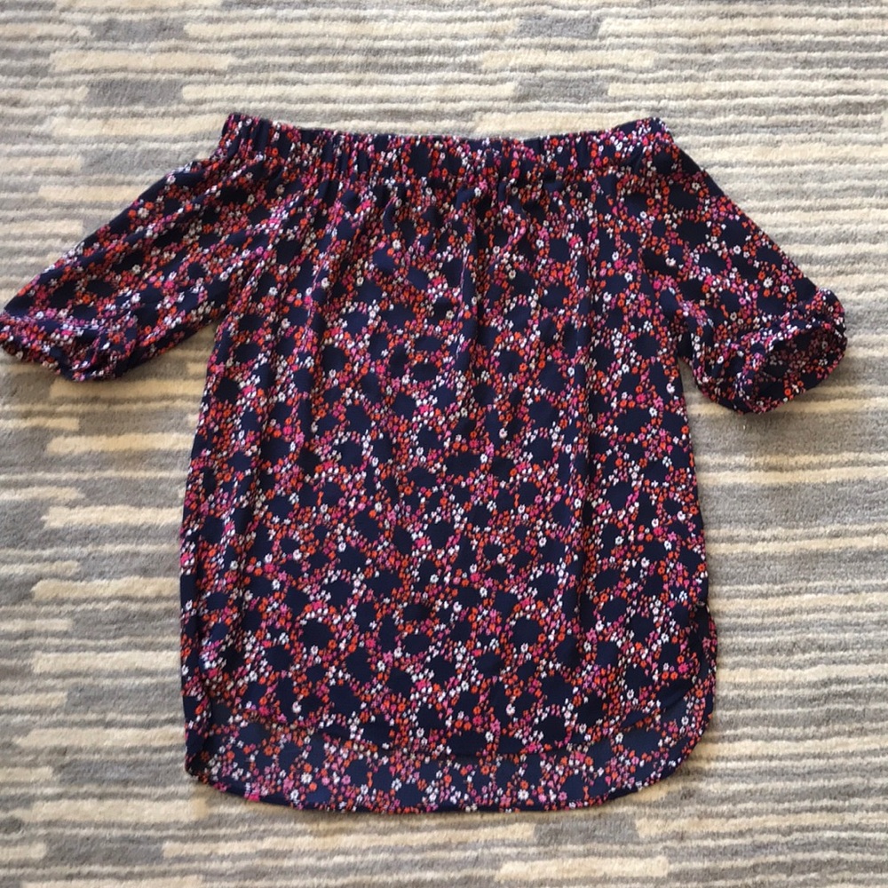 Michael Kors OTS floral top